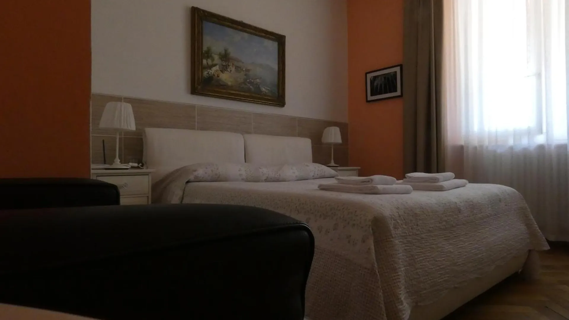 Villa Varenna Bed & Breakfast